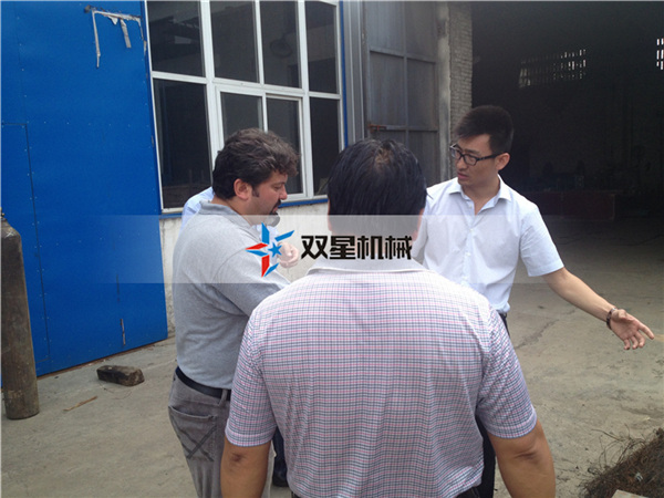 废铁羞羞视频免费看设备巴基斯坦客户来访