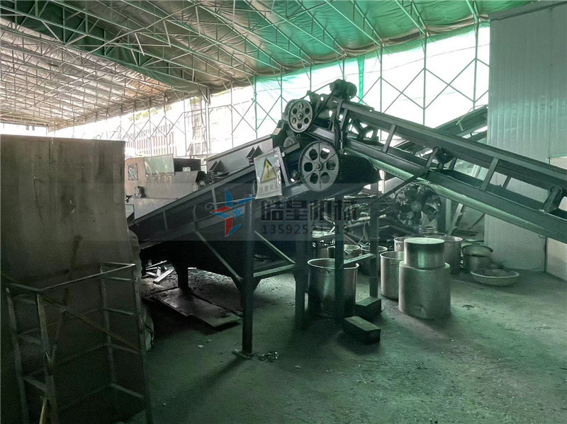 废钢破碎机生产线项目减少环境污染经济效益提高 废钢破碎机生产线项目减少环境污染经济效益提高