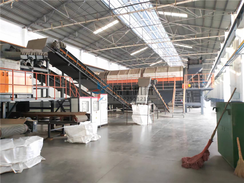 易拉罐破碎机金属羞羞视频免费看设备客户现场实拍图片 易拉罐破碎机金属羞羞视频免费看设备客户现场实拍图片